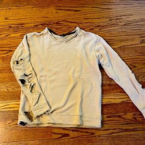 Super cool sweatshirt Lots of edgy distressing and detail